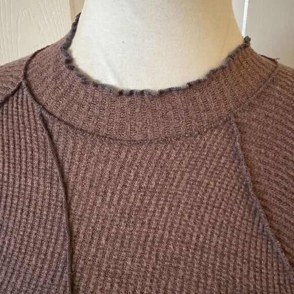 RSQ Jr Womens Cropped Baby Top Sz Small Long Sleeve Boho Y2K Indie Alt Edgy - Picture 2 of 10